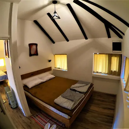 Etno Village Gostoljublje Tatil parkı Kosjeric